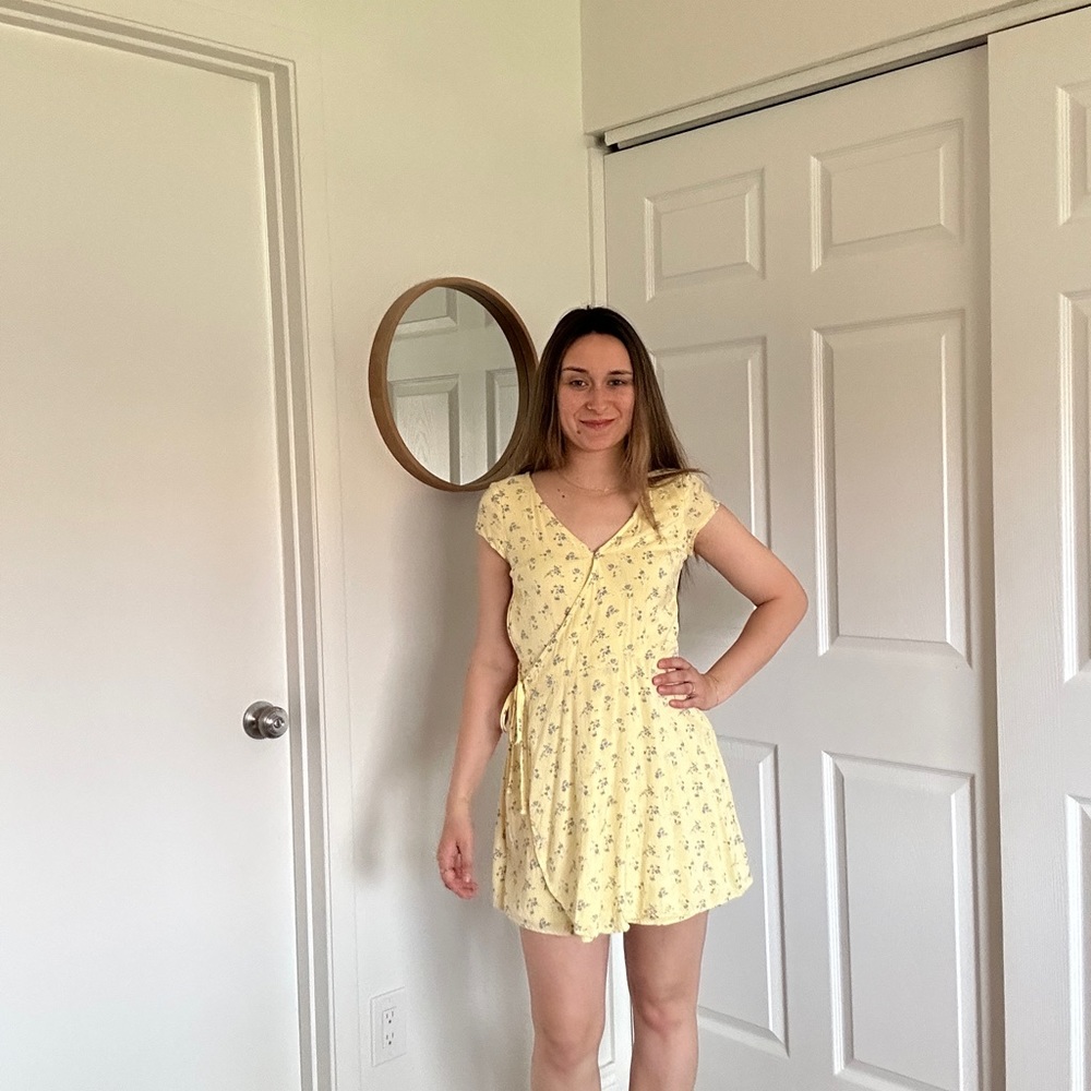 Hollister wrap dress